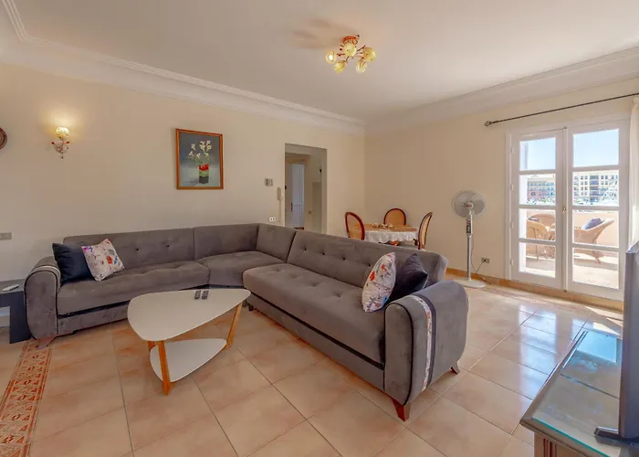 Seaview Penthouse With Roof In Marina El Gouna Egypt *