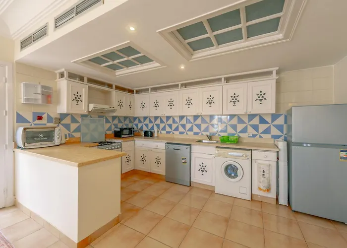 Seaview Penthouse With Roof In Marina El Gouna Egypt Gurdaka