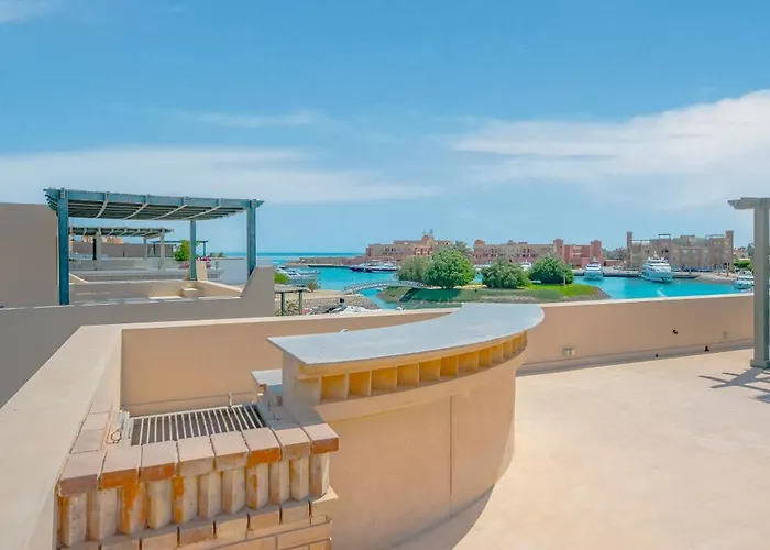 Seaview Penthouse With Roof In Marina El Gouna Egypt * Gurdaka