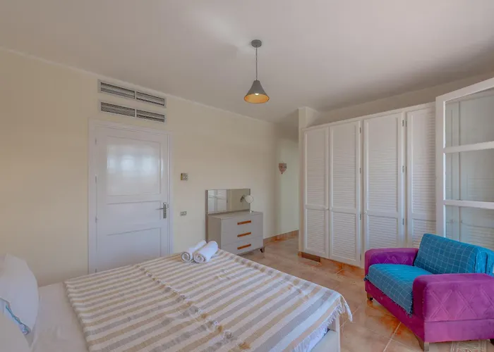 Seaview Penthouse With Roof In Marina El Gouna Egypt Nyaraló Gurdaka