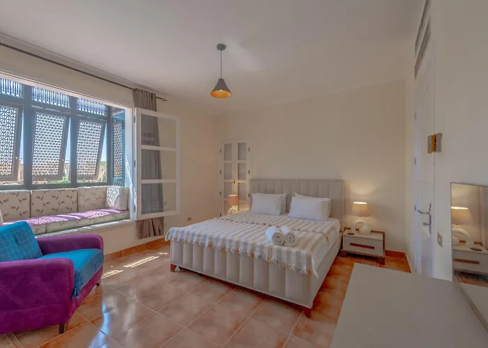 Seaview Penthouse With Roof In Marina El Gouna Egypt *