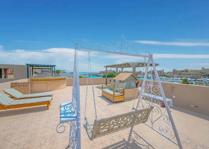 Seaview Penthouse With Roof In Marina El Gouna Egypt * Gurdaka
